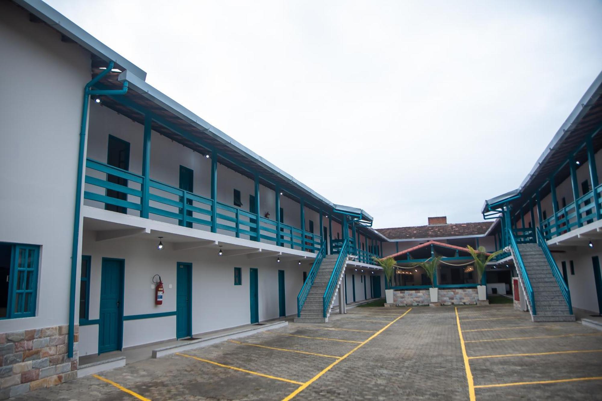 Hotel Praia Do Morro กวาราปารี ภายนอก รูปภาพ